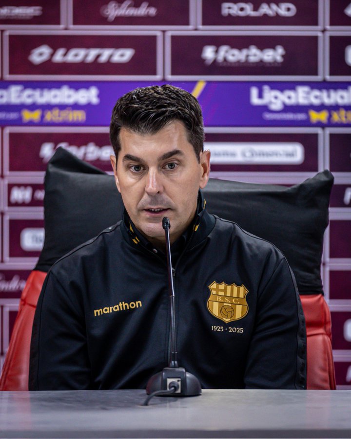 Ismael Rescalvo, enfocado en la cima