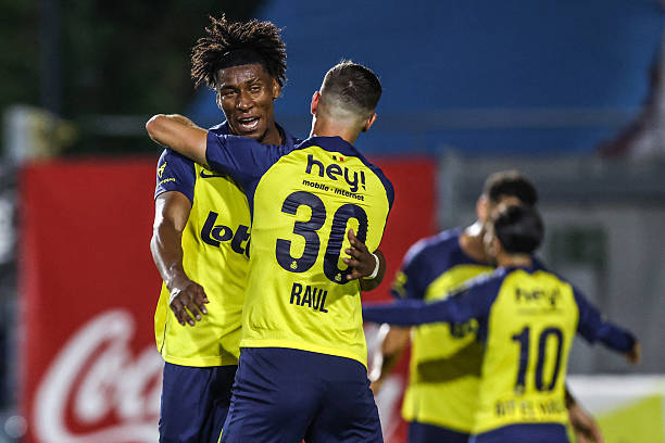 Doblete de Kevin Rodríguez