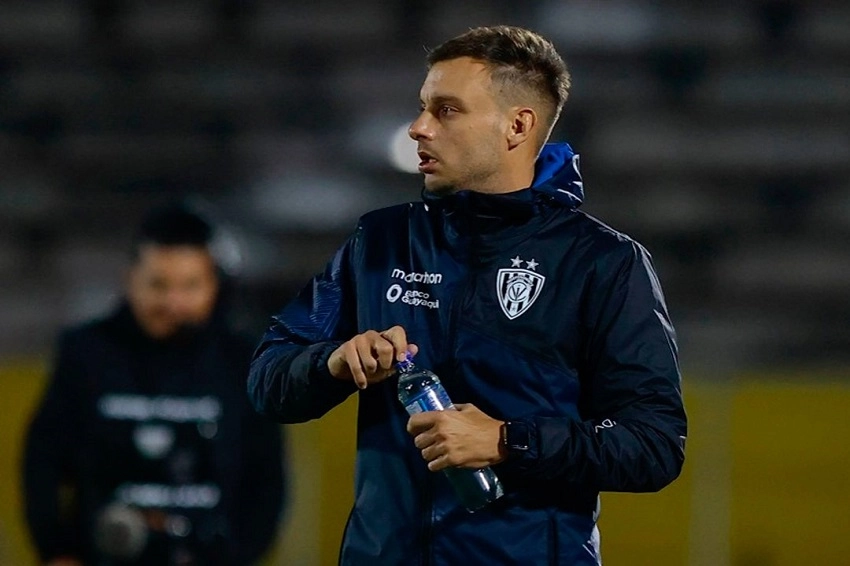 El DT internacional que eligió a Moisés Caicedo