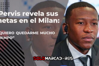 Pervis Estupiñán revela el motivo especial detrás del número 2 en el Milan