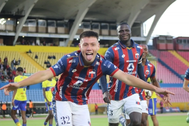 ¡Deportivo Quito resiste! La AKD mantiene el invicto y se jugará todo en el Atahualpa 23 Deportivo Quito resiste