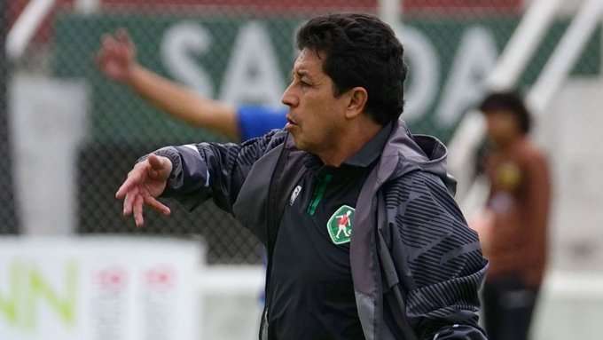 Las disculpas de Paúl Vélez: el DT de Mushuc Runa y su mensaje tras criticar al arbitraje femenino (VIDEO) 23 Las disculpas de Paúl Vélez