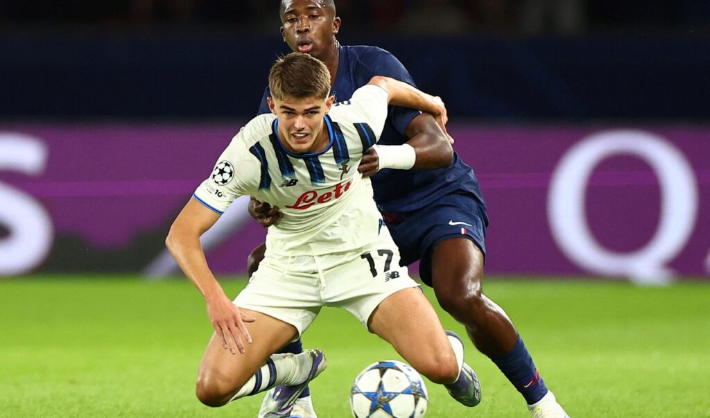 PSG de Willian Pacho debutó 