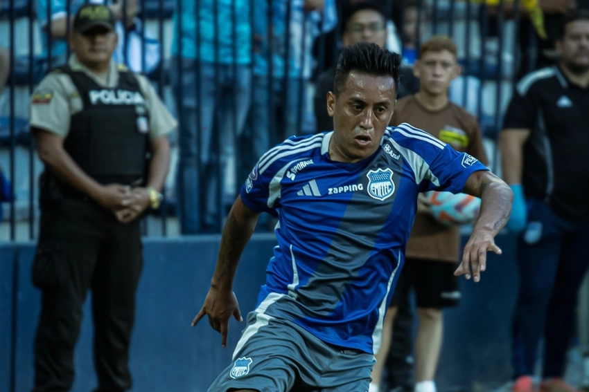 Christian Cueva vuelve a Ecuador