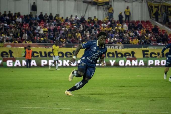 Copa Ecuador: Cuenca Juniors arrasa y clasifica a cuartos de final