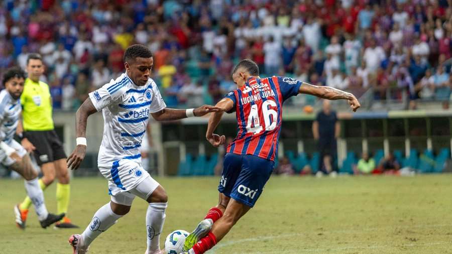 Keny Arroyo debuta con Cruzeiro
