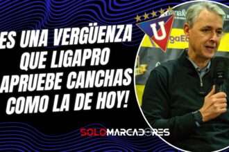 Tiago Nunes critica el estado de la cancha tras el triunfo de Liga de Quito