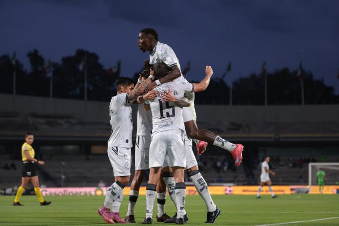 Michael Carcelén asistió