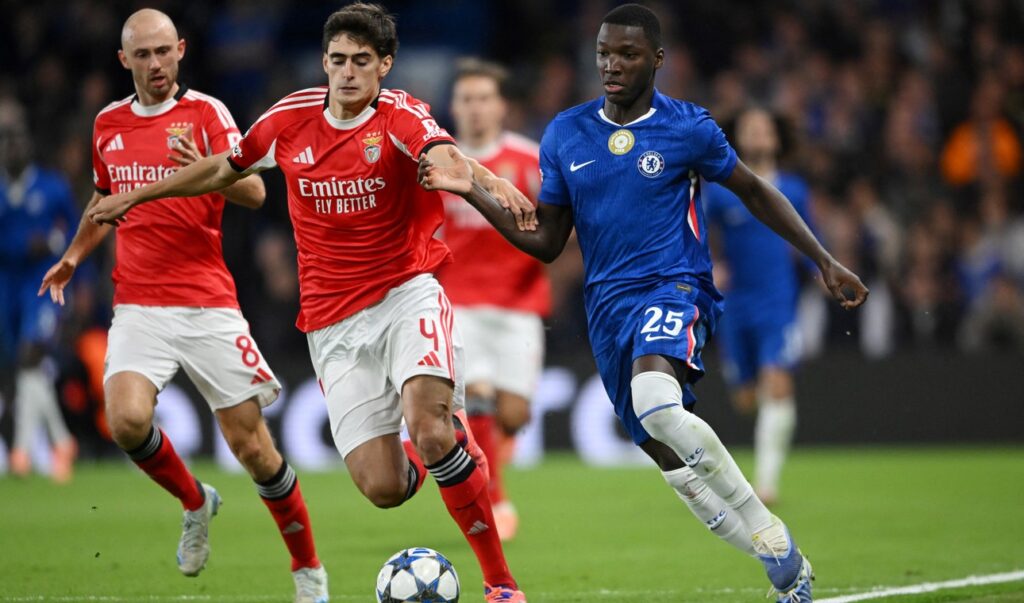 Moisés Caicedo logra su primera victoria en Champions con Chelsea ante el Benfica de Mourinho 1 Moisés Caicedo logra su primera victoria en Champions con Chelsea ante el Benfica de Mourinho