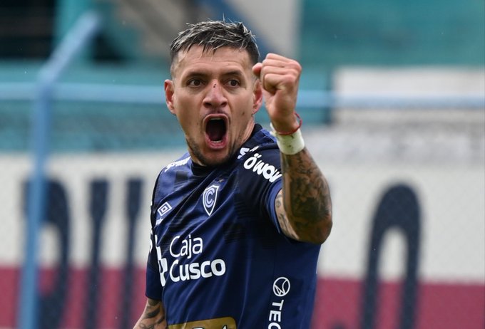 Carlos Garcés imparable en Perú: Anotó en la victoria de Cienciano