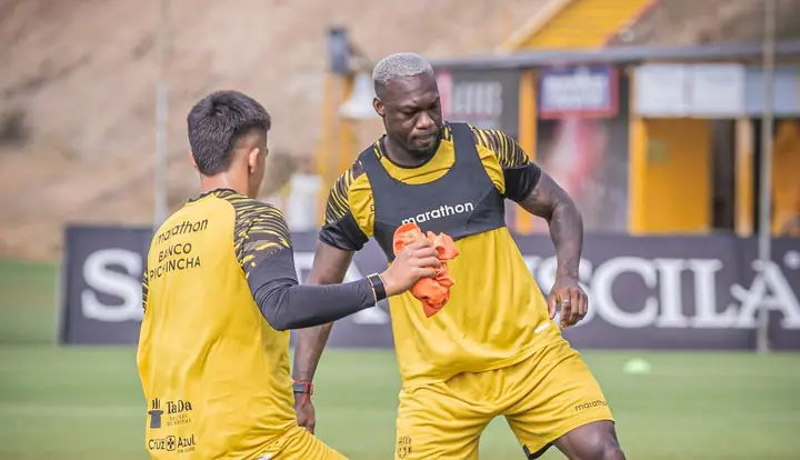 El plan de Rescalvo para recuperar a Felipe Caicedo en Barcelona