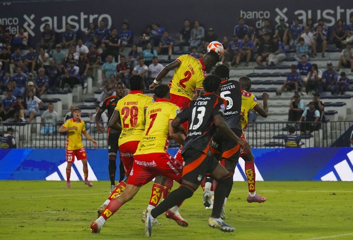 Aucas apaga a Emelec en el Capwell: Se complica el boleto a la Sudamericana