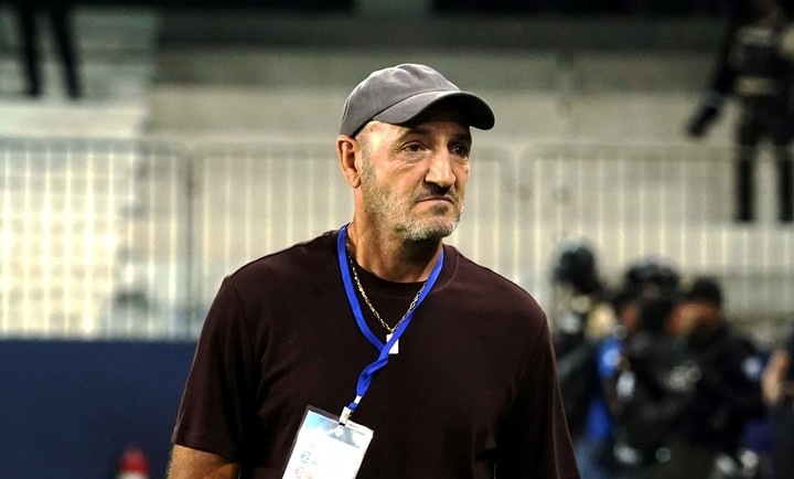 Guillermo Duró y su Dardo al Árbitro: La semifinal de Copa Ecuador y “el perjuicio” constante