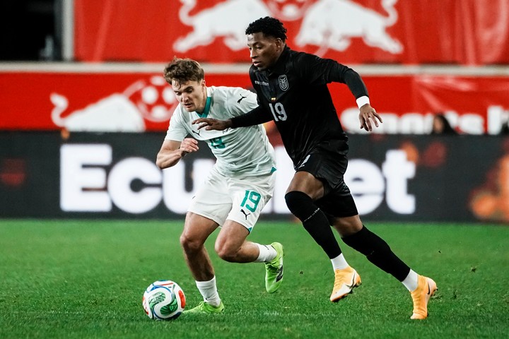 Gonzalo Plata respalda a Beccacece: "Daremos la vida por él" tras victoria de Ecuador 1 Gonzalo Plata respalda a Beccacece: "Daremos la vida por él" tras victoria de Ecuador