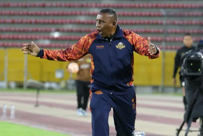 Juan Carlos León y la Polémica Derrota de Libertad ante LDU 💥 1 Juan Carlos León y la Polémica Derrota de Libertad ante LDU 💥