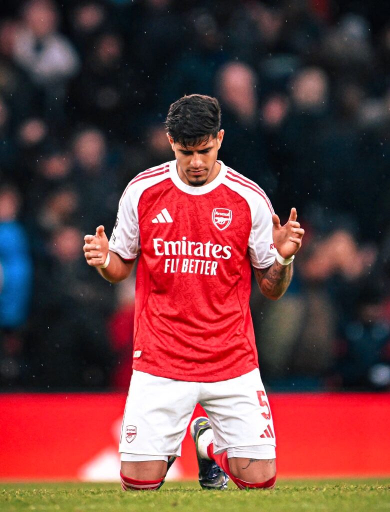 Lesiones en Arsenal: ¿Piero Hincapié Titular Indiscutible? 2 Lesiones en Arsenal: ¿Piero Hincapié Titular Indiscutible?