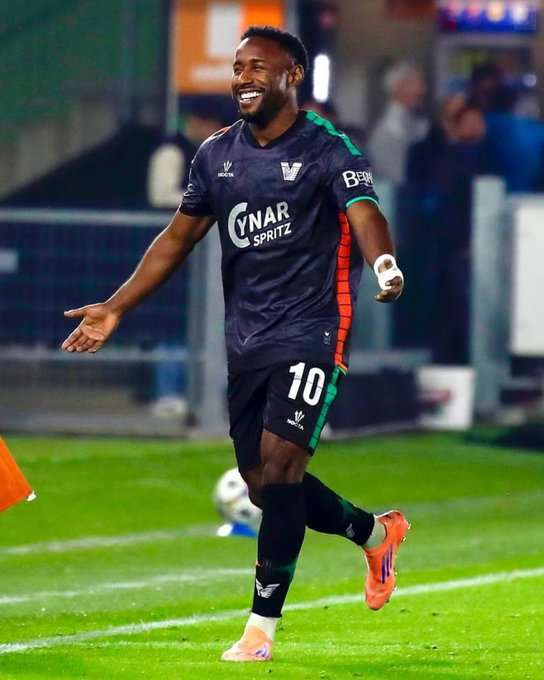 Asistencia de John Yeboah en la victoria de Venezia⚽🔥 1 Asistencia de John Yeboah en la victoria de Venezia⚽🔥