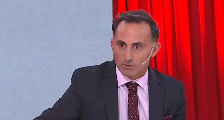 Diego Latorre elogia a Piero Hincapié tras su actuación con el Arsenal