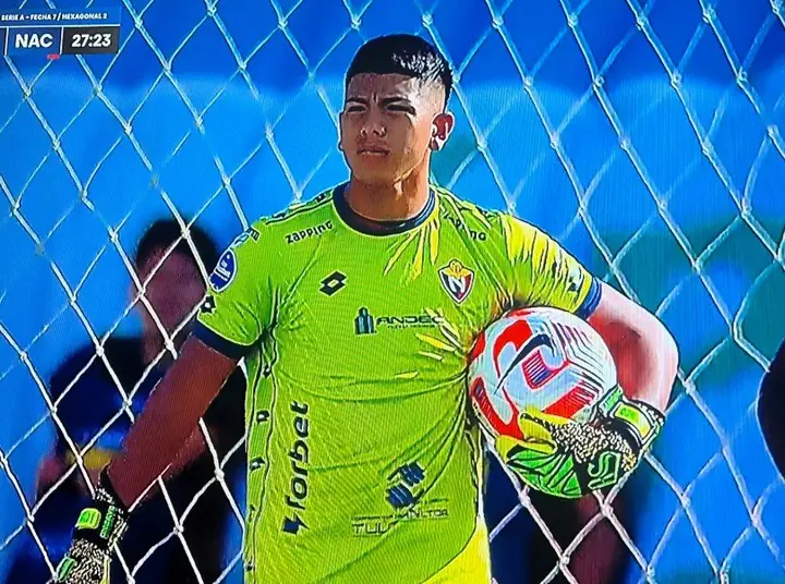 Caos total en El Nacional: Jordan Congo expulsado y sin arquero suplente