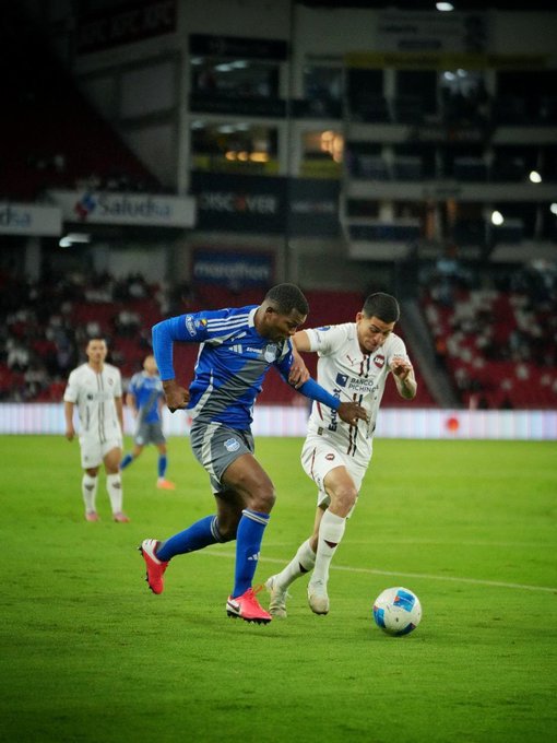 Liga de Quito vence a Emelec en penales y es finalista de la Copa Ecuador 1 Liga de Quito vence a Emelec en penales y es finalista de la Copa Ecuador
