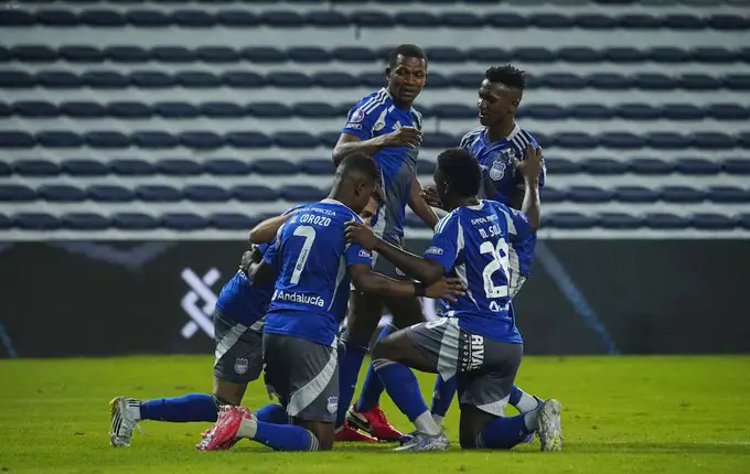 Guillermo Duró expone con preocupación la realidad de Emelec: "Es imposible planificar"