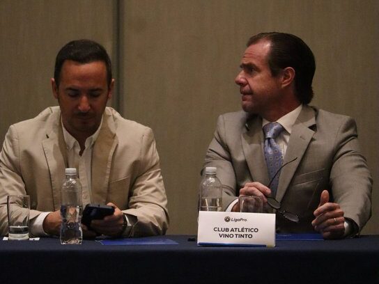 Revolución en el ascenso: ¡Atlético Madrid Ecuador le compró su plaza al Atlético Vinotinto!