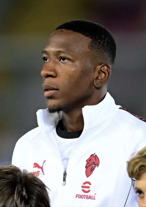 Pervis Estupiñán pierde protagonismo en el AC Milan y enciende las alarmas en La Tri