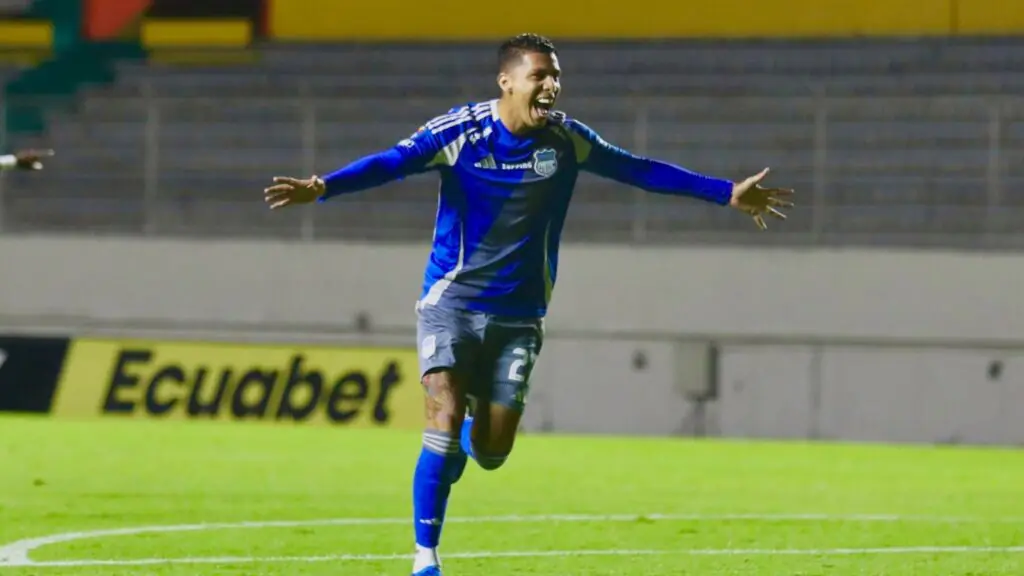 Luis Fernando León: "En Emelec estamos poniendo el pecho a las balas"