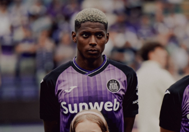 Nilson Angulo brilla y clasifica al Anderlecht en la Copa de Bélgica