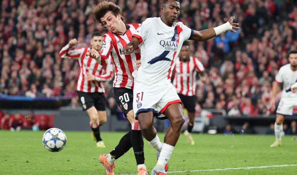 El PSG de Willian Pacho igualó sin goles ante el Athletic Bilbao, por Champions League