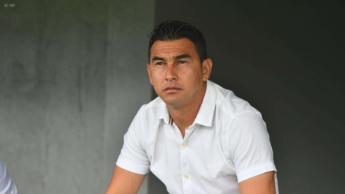 Efrén Mera regresa a Independiente del Valle: Del banquillo de LigaPro a las formativas 23 Efrén Mera regresa a Independiente del Valle: Del banquillo de LigaPro a las formativas