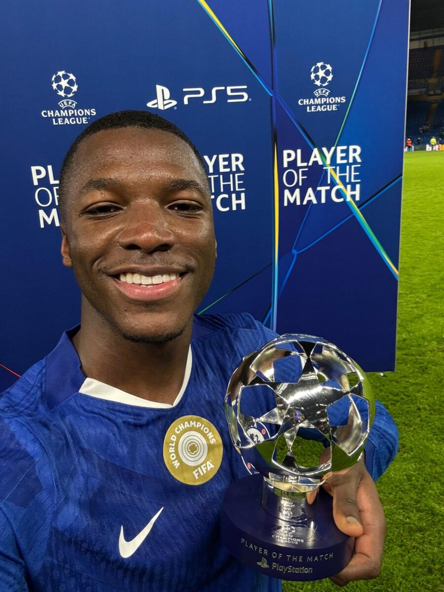 Moisés Caicedo brilla en Champions: MVP, puntaje récord y el amor de la hinchada