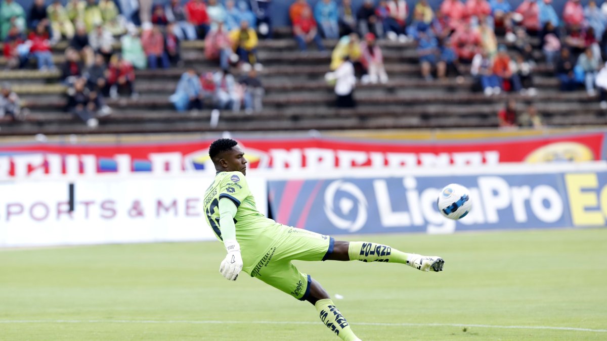 David Cabezas en la mira de Libertad: Posible regreso a la LigaPro tras escándalo