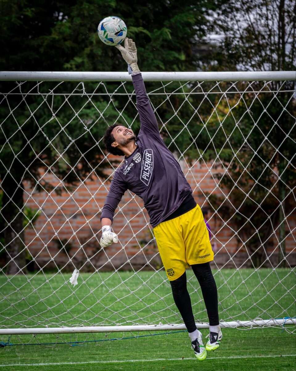 José Gabriel Cevallos es el nuevo arquero de Barcelona SC para 2026