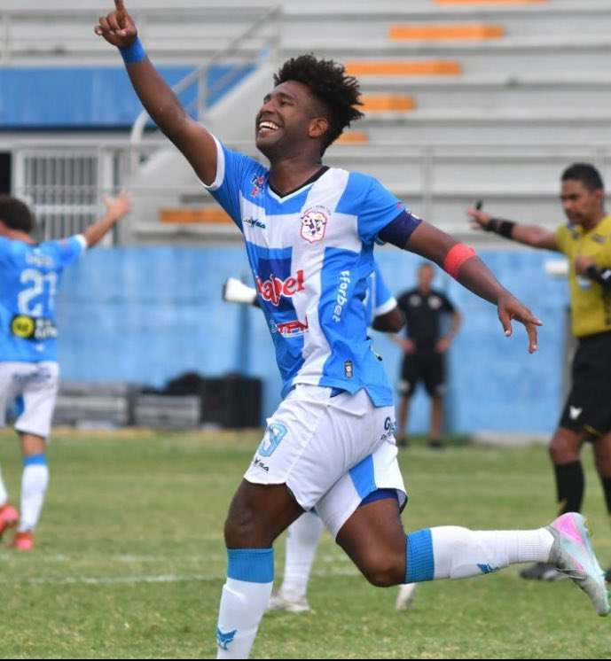 Manta FC y la incertidumbre por el futuro de su goleador en LigaPro: "Puede salir…" 23 Manta FC y la incertidumbre por el futuro de su goleador en LigaPro: "Puede salir…"