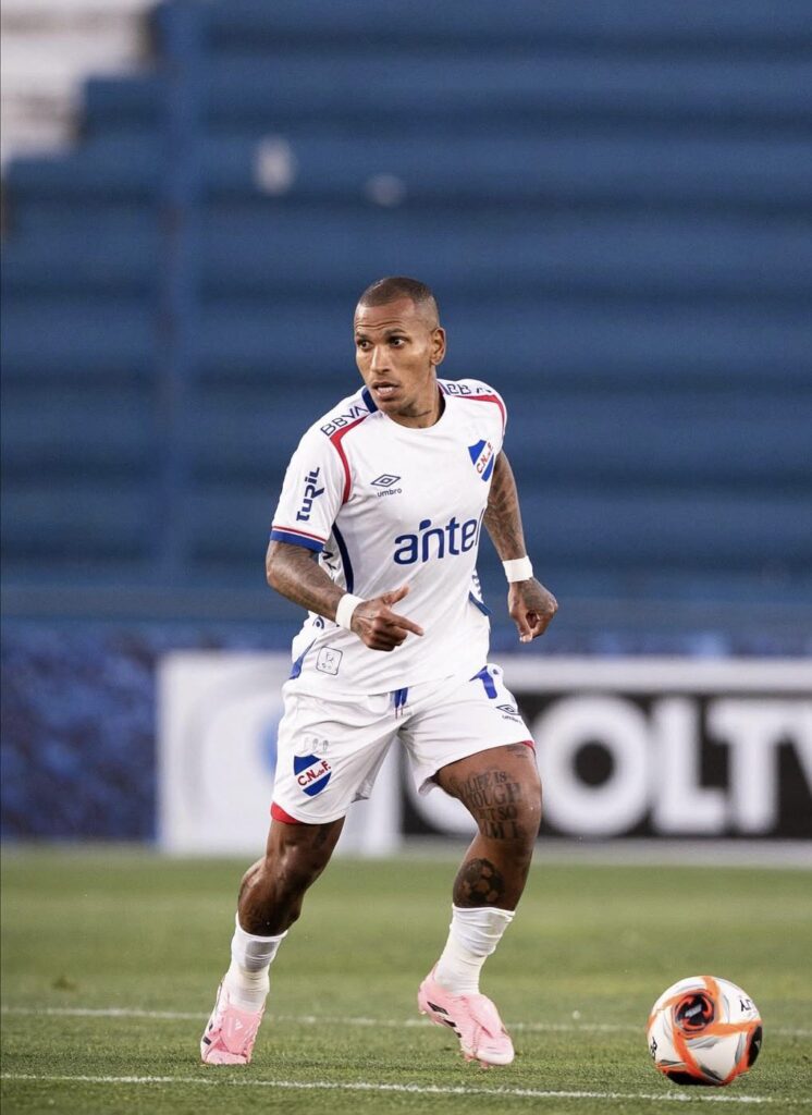 César Farías solicita a Rómulo Otero como refuerzo estelar para Barcelona SC