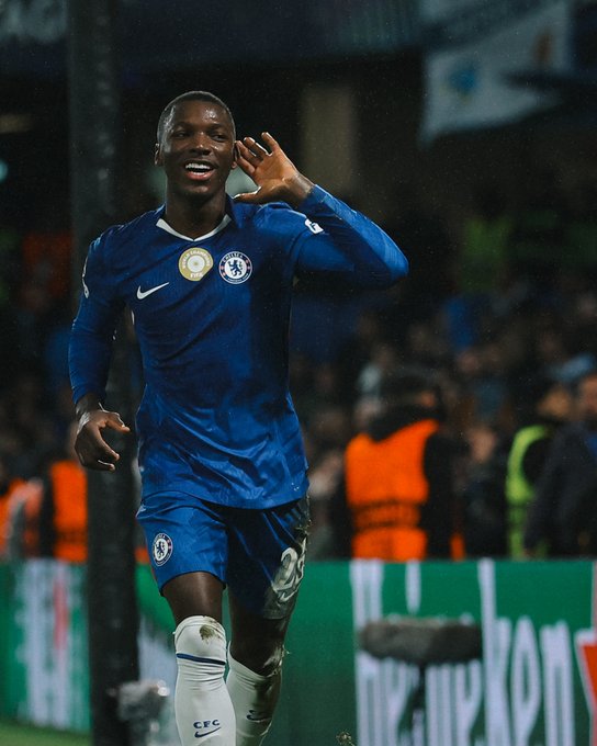 Moisés Caicedo da la victoria al Chelsea ante Pafos en Champions League