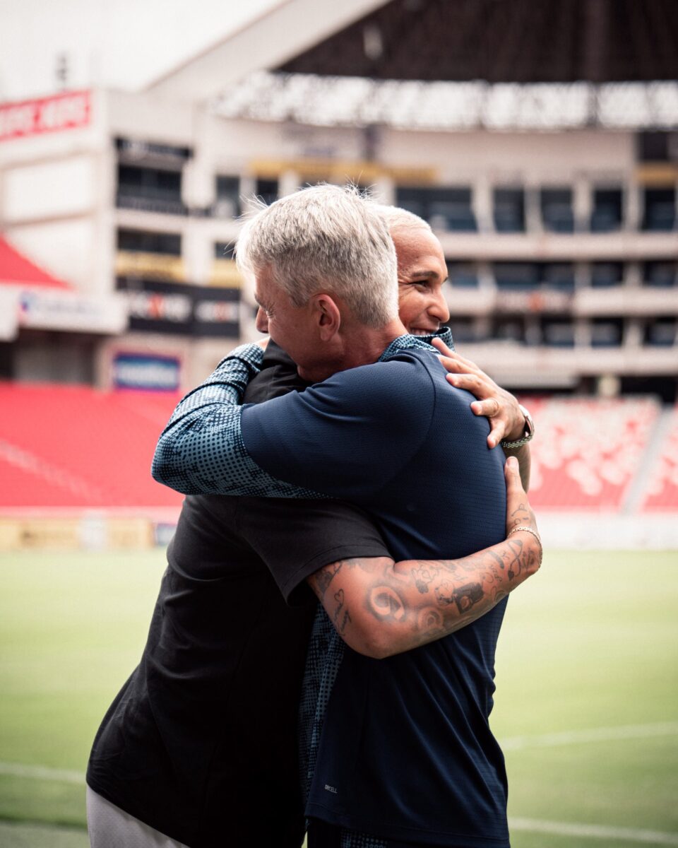 Deyverson presentado en Liga de Quito: "esperemos traer otra Libertadores" 3 Deyverson presentado en Liga de Quito: "esperemos traer otra Libertadores"