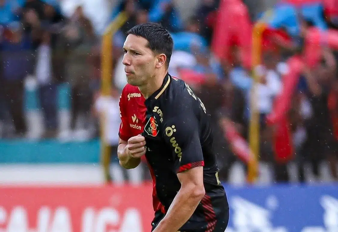 Tomás Martínez a Barcelona SC: El ex '10' de River que llega al Ídolo para el 2026