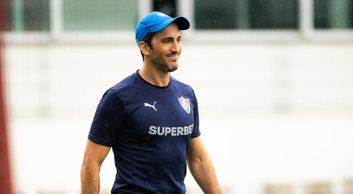 Luis Zubeldía regresa a Fluminense tras cirugía cardíaca: Emotivo recibimiento 4 Luis Zubeldía regresa a Fluminense tras cirugía cardíaca: Emotivo recibimiento