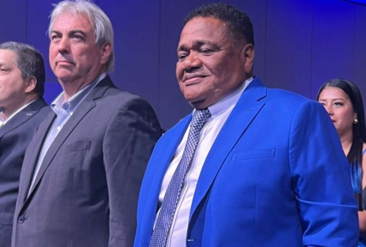 Ministerio del Deporte declara nulidad en Emelec: Se confirma interventor y nuevas elecciones 23 Ministerio del Deporte declara nulidad en Emelec: Se confirma interventor y nuevas elecciones