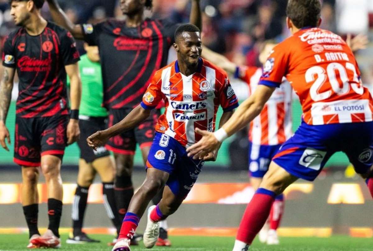 ¿Se cayó el fichaje? El equipo brasileño que le arrebataría a Vitinho a Barcelona SC 1 ¿Se cayó el fichaje? El equipo brasileño que le arrebataría a Vitinho a Barcelona SC