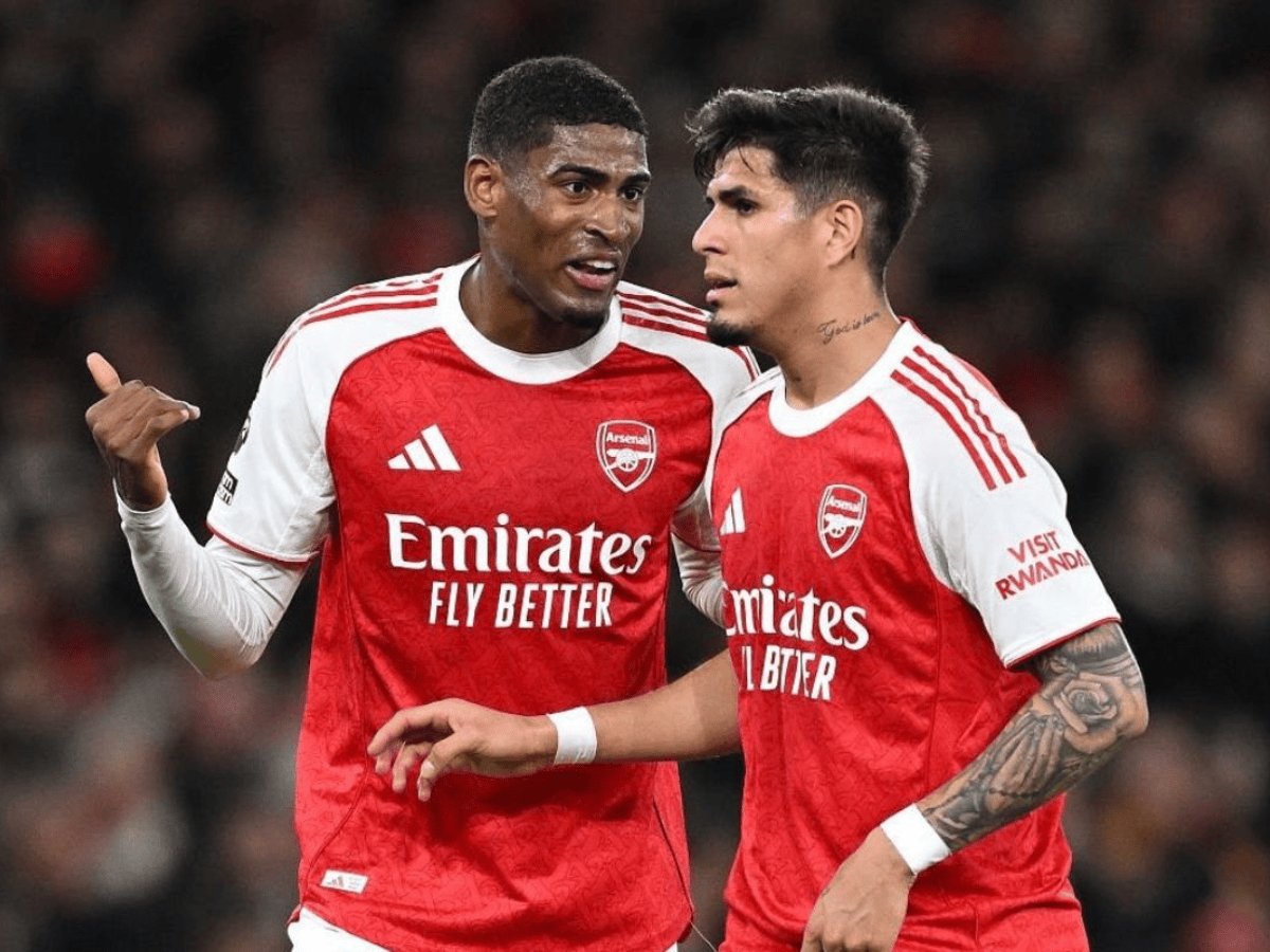 Con Piero Hincapié, el Arsenal cerró la fase de liga de la Champions League como puntero invicto