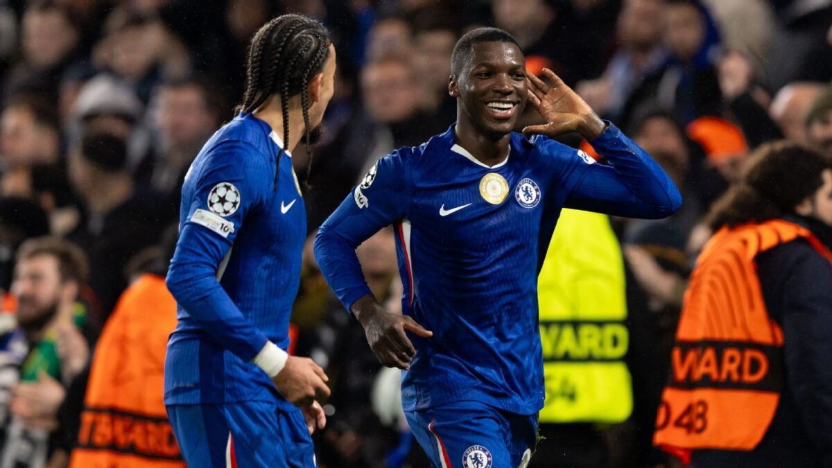 El debut soñado de Liam Rosenior en Champions: Caicedo al rescate