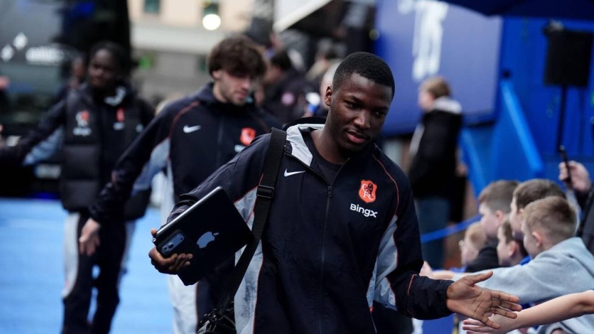 Moisés Caicedo nominado al Mejor Jugador del Año en los London Football Awards 2026