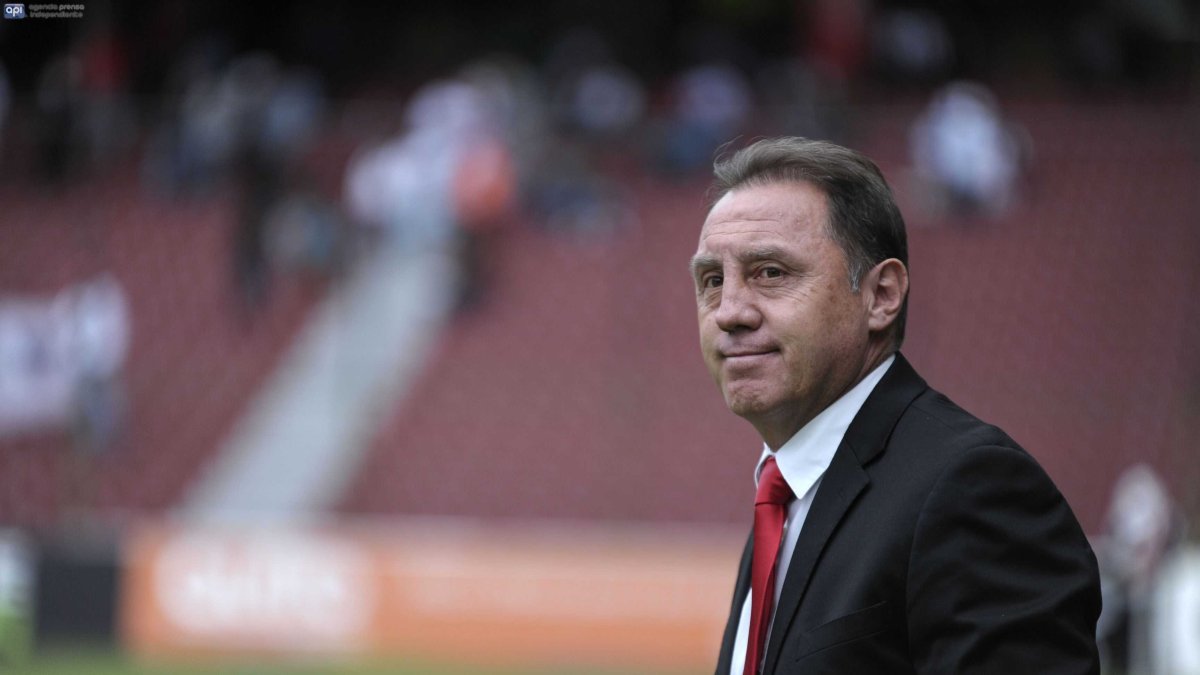 Álex Aguinaga respalda el fichaje de Kendry Páez por River Plate: "Le va a hacer bien"