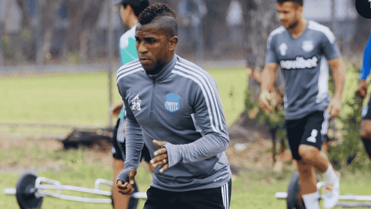 ¿Vuelve Miller Bolaños a Emelec? El "Zar" Cristhian Noboa revela la verdad