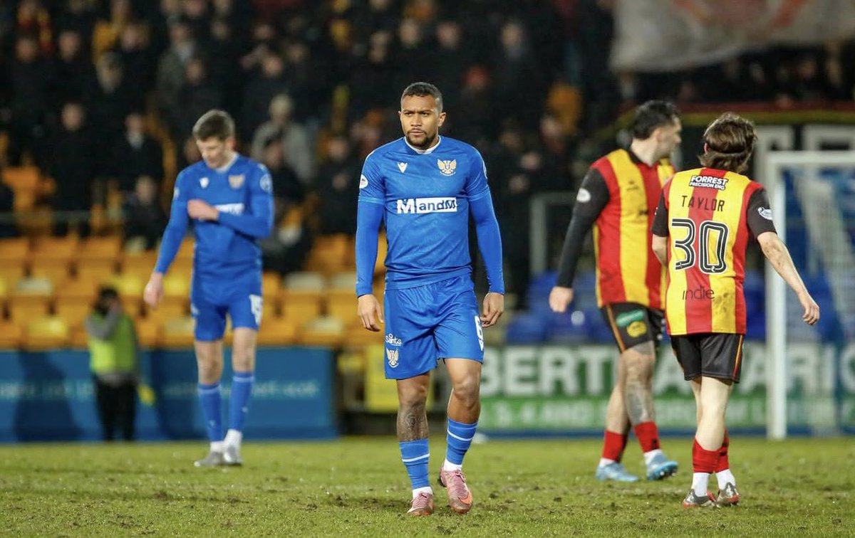 Emelec oficializa el fichaje de Víctor Griffith para la temporada 2026