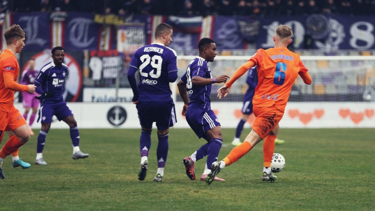 Óscar Zambrano anota en el regreso de la Liga de Eslovenia con el Maribor 3 Óscar Zambrano anota en el regreso de la Liga de Eslovenia con el Maribor