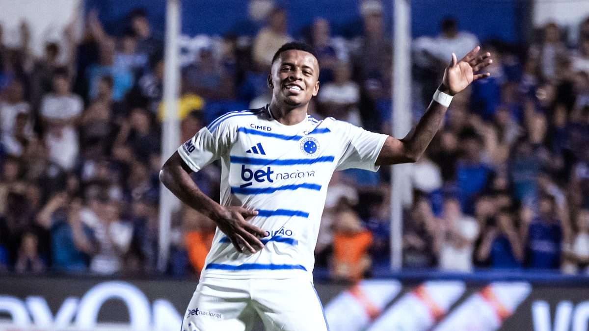 Keny Arroyo : Gol decisivo en la victoria de Cruzeiro ante URT